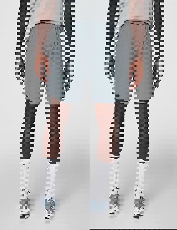 Nike Challenger short Grey